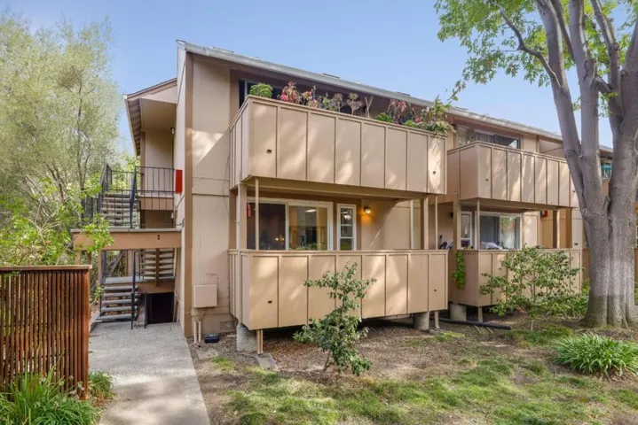 , Palo Alto, California 94303