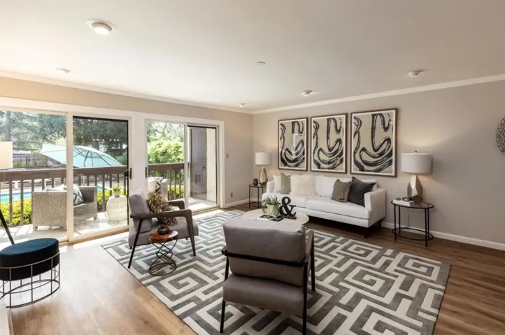 , Los Altos, California 94022