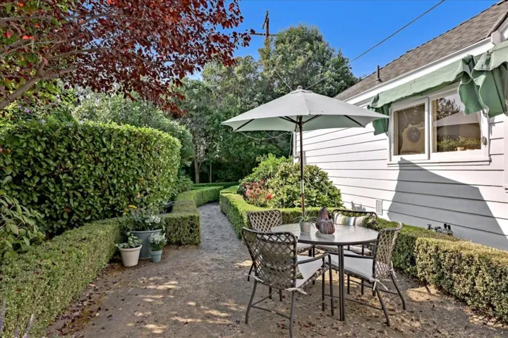 , Palo Alto, California 94303