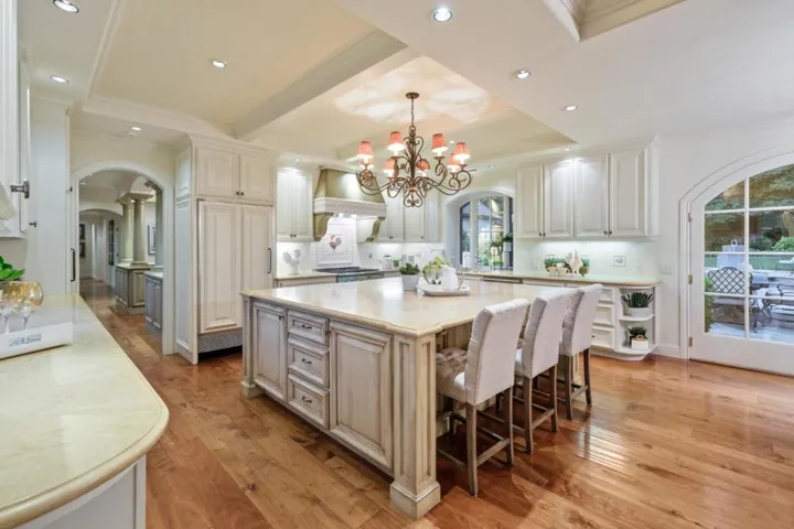 , Saratoga, California 95070