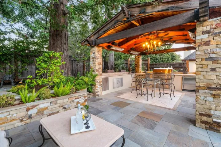 , Saratoga, California 95070