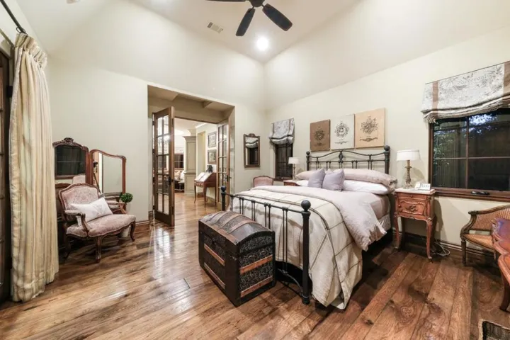 , Saratoga, California 95070