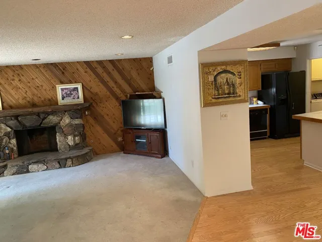 11621 Paso Robles Avenue, Granada Hills, California 91344