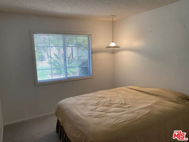 11621 Paso Robles Avenue, Granada Hills, California 91344