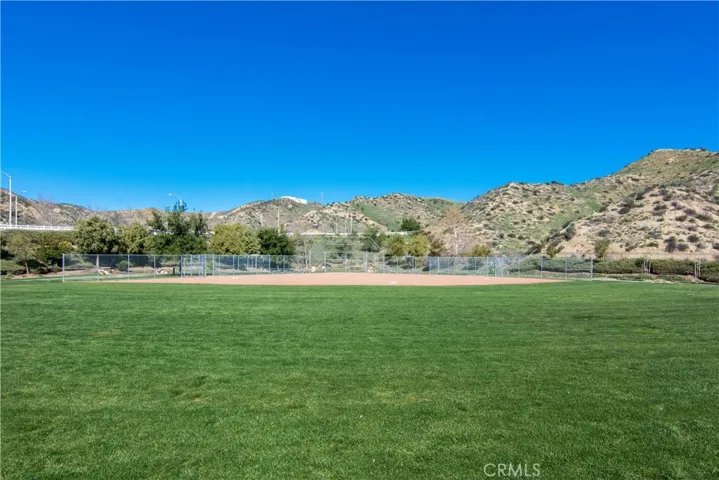 24013 Via Cresta, Valencia, California 91354