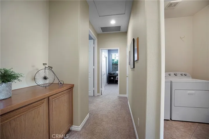 24013 Via Cresta, Valencia, California 91354