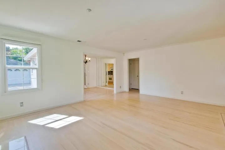129 Oakdale Street, Redwood City, California 94062
