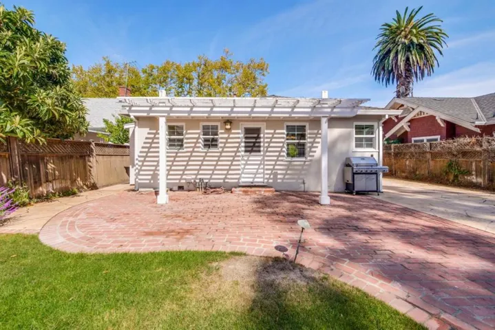 129 Oakdale Street, Redwood City, California 94062