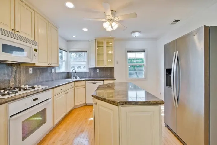 129 Oakdale Street, Redwood City, California 94062
