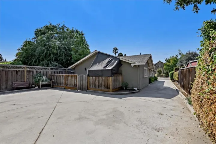 , San Jose, California 95112