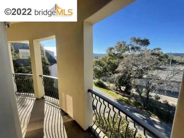 1315 Alma Avenue 322, Walnut Creek, California 94596