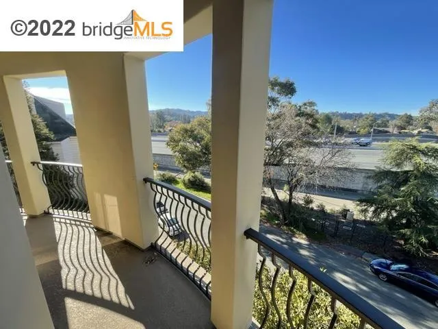 1315 Alma Avenue 322, Walnut Creek, California 94596