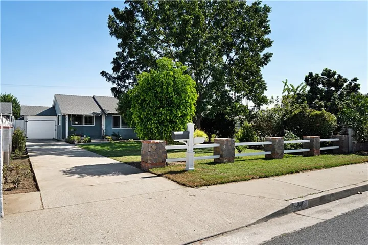 4840 El Monte Avenue, Temple City, California 91780