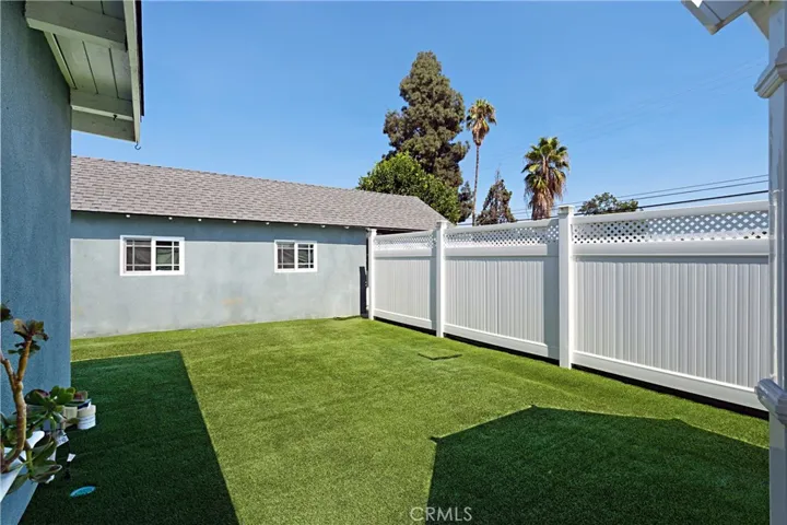 4840 El Monte Avenue, Temple City, California 91780