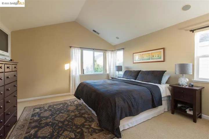 112 Waterview Dr, Richmond, California 94804