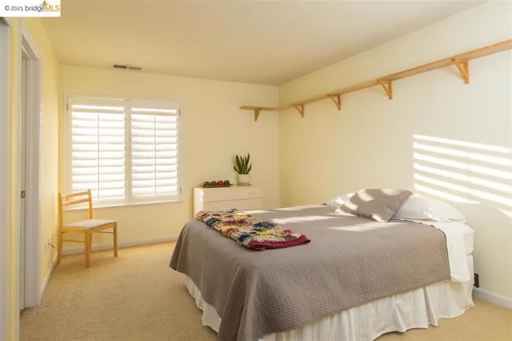 112 Waterview Dr, Richmond, California 94804