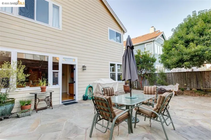 112 Waterview Dr, Richmond, California 94804