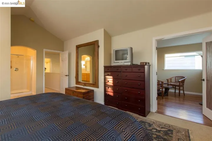 112 Waterview Dr, Richmond, California 94804