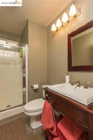 112 Waterview Dr, Richmond, California 94804