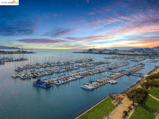 112 Waterview Dr, Richmond, California 94804