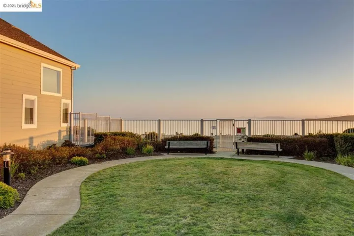 112 Waterview Dr, Richmond, California 94804