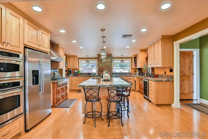 1300 Lomita Rd., El Cajon, California 92020