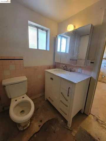 74 Marys Ave, Bay Point, California 94565