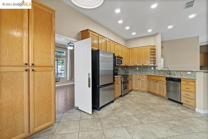 728 Bellmeade Ct, Brentwood (cc), California 94513