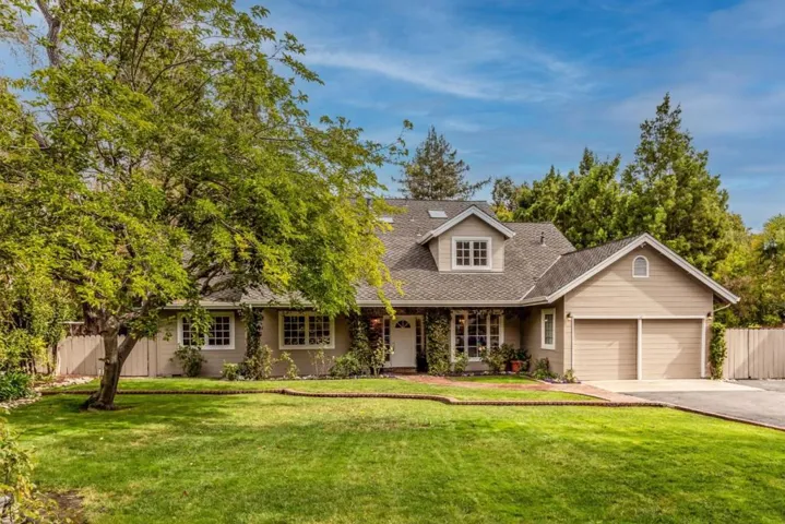 , Los Altos, California 94024