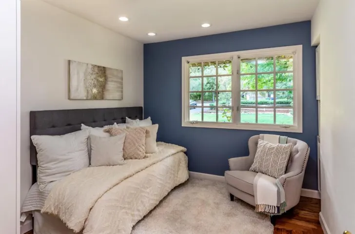 , Los Altos, California 94024