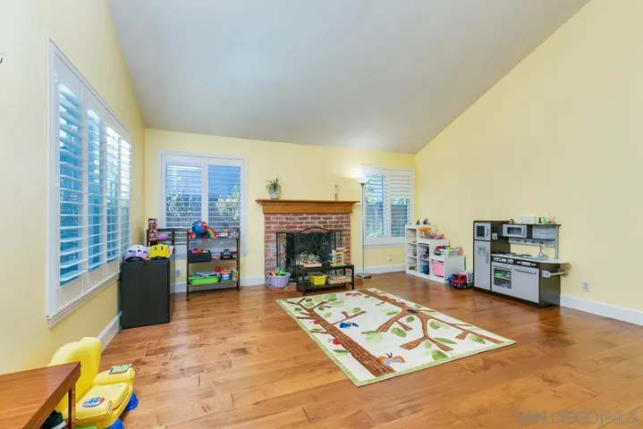 11474 Bootes St, San Diego, California 92126