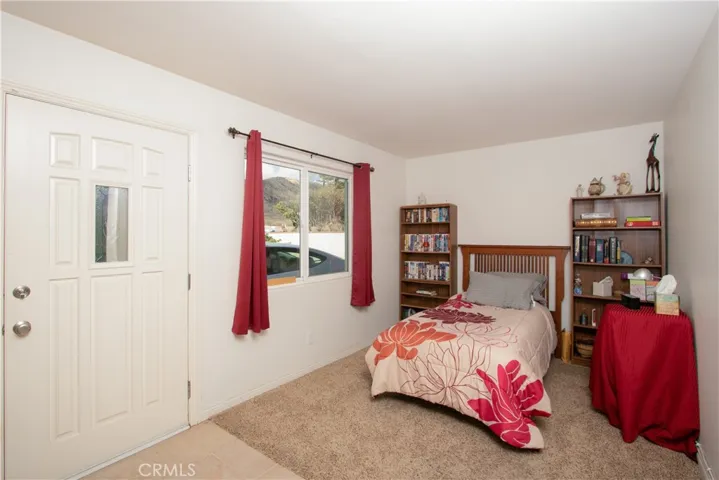 8753 Peach Summit Drive, Banning, California 92220