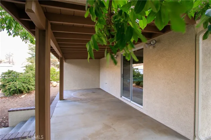 8753 Peach Summit Drive, Banning, California 92220