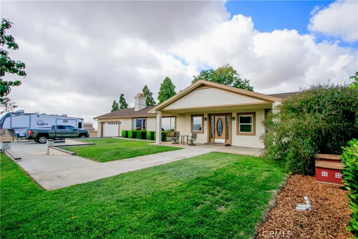8753 Peach Summit Drive, Banning, California 92220