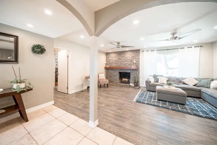 789 Eastbury Dr, Escondido, California 92027