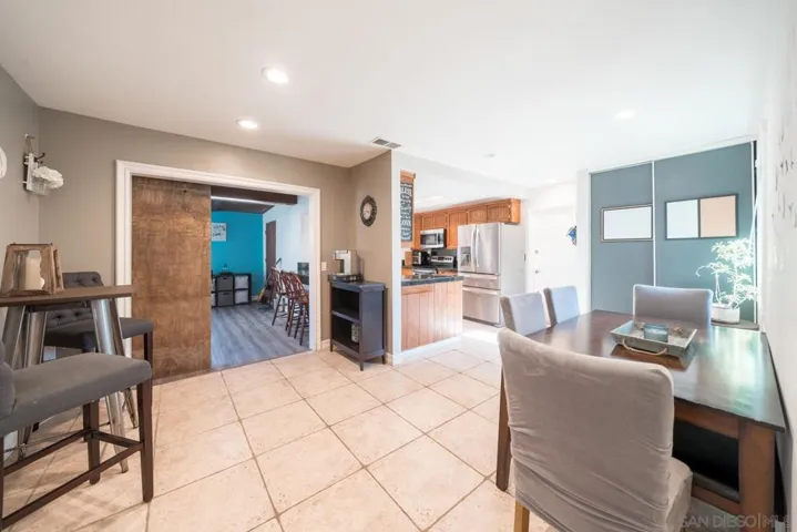 789 Eastbury Dr, Escondido, California 92027