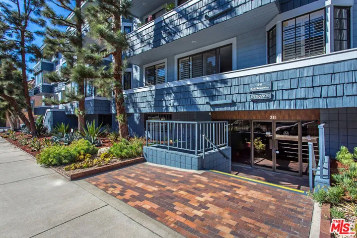 311 Bora Bora Way 215, Marina Del Rey, California 90292