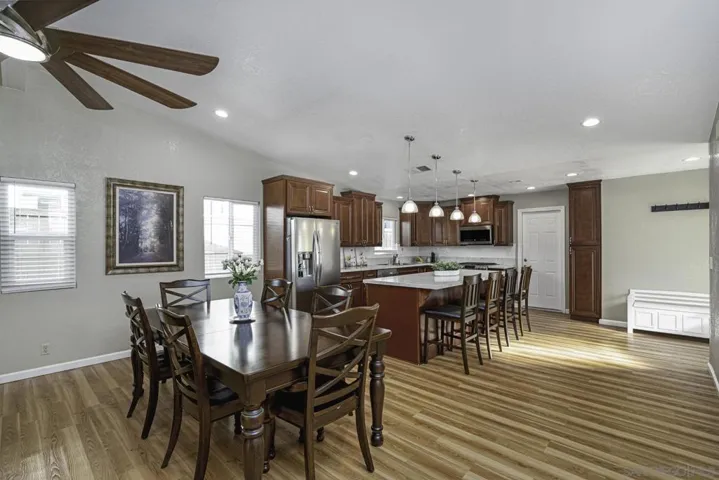 10117 Los Ranchitos Rd, Lakeside, California 92040