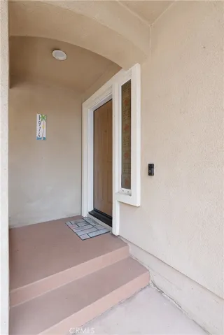 1974 Cherry Avenue, Signal Hill, California 90755