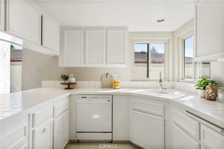 1342 N North Hills Drive, Upland, California 91784