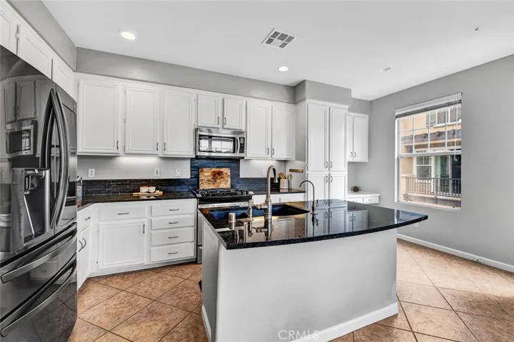 Open kitchen