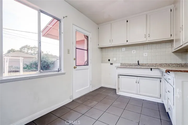 2704 182nd Street, Redondo Beach, California 90278