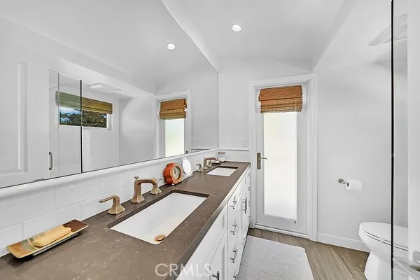 119 Via Nice, Newport Beach, California 92663