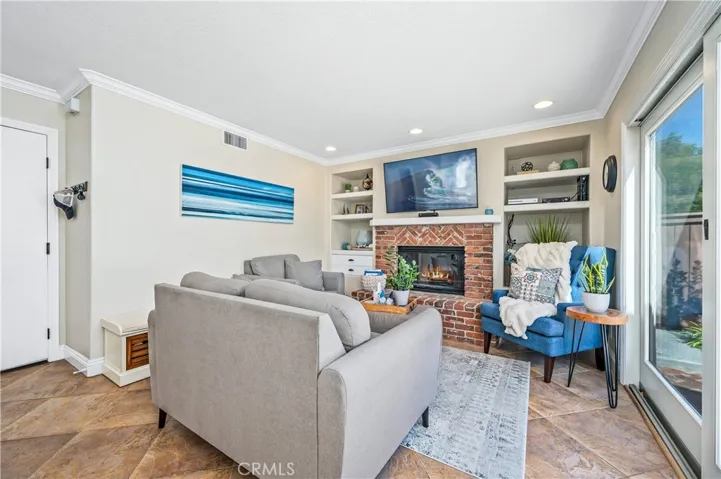 8 Mejorana, Rancho Santa Margarita, California 92688