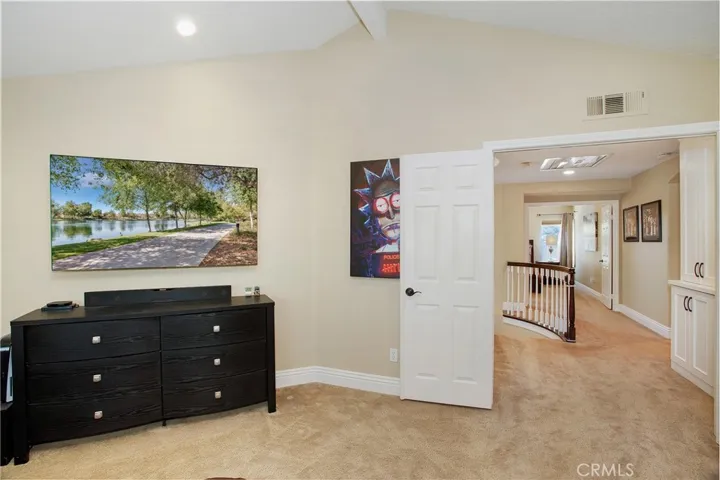 4 Bell Vista, Lake Forest, California 92610