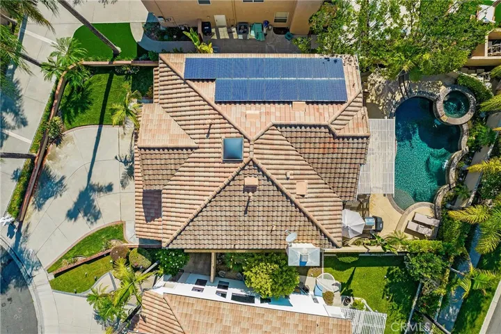 4 Bell Vista, Lake Forest, California 92610