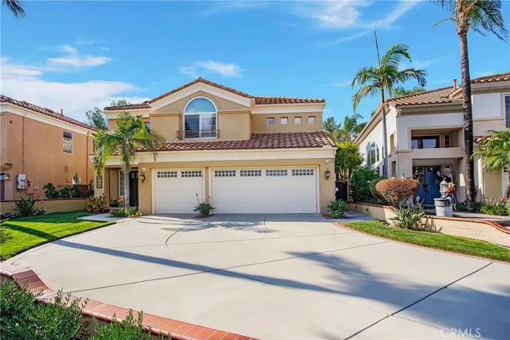 4 Bell Vista, Lake Forest, California 92610