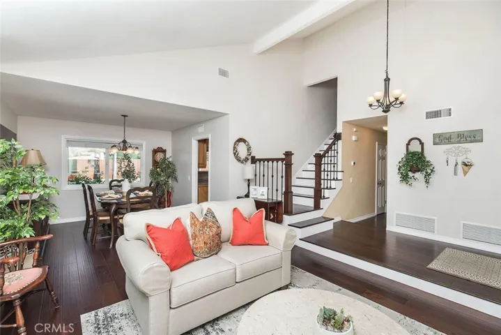 8 Nadine Court, Newbury Park, California 91320