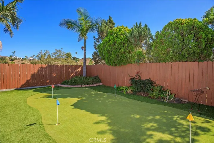 8 Nadine Court, Newbury Park, California 91320