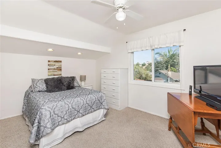 8 Nadine Court, Newbury Park, California 91320
